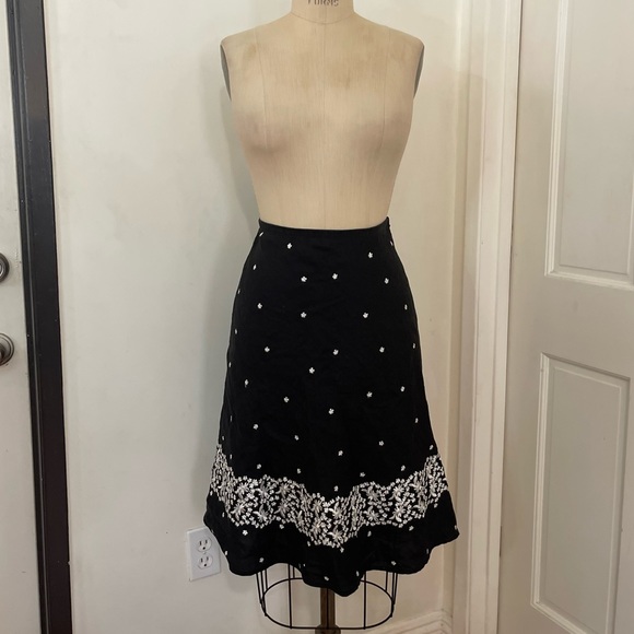 Appraisal Ramie/Rayon Tea Party Embroidered A-Line Black And White Polka Dots - Picture 2 of 6